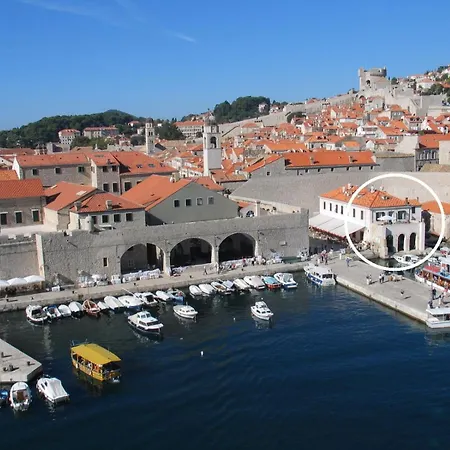 Апартаменты Old Town Port *