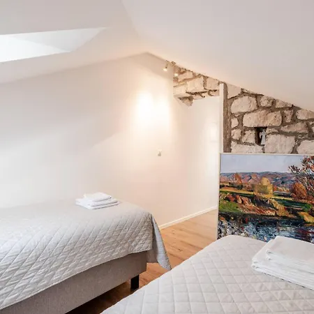 Old Town Port Apartmán