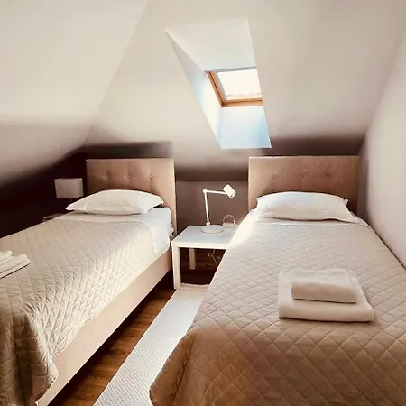 Old Town Port Apartament *