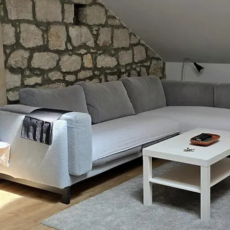 オールド タウン ポート アパート